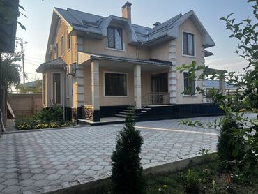 продается жилой дом в село арашан: 230 кв. м, 7 бөлмө, Жылытылган, Жылуу пол, Брондолгон эшиктер