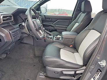 Toyota: Toyota 4Runner: 2025 г., 2.4 л, Типтроник, Бензин, Внедорожник — 7