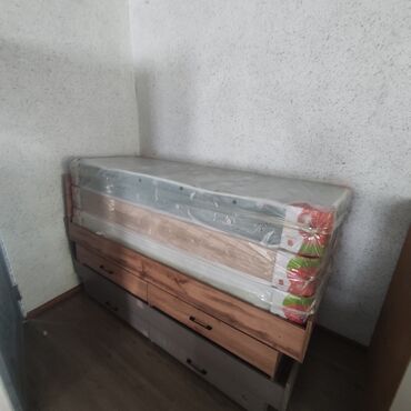 Односпальные кровати: Односпальная кровать, Новый, С матрасом, длина - 190 см — 15