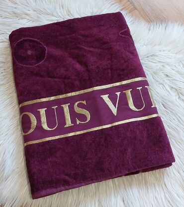 Peškiri: Peškiri-90*180
Materijal-pamuk
Cena-2200 — 10