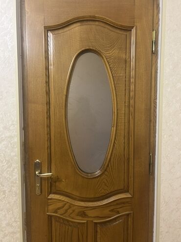 qapi jaluz: Şabalıq agacından 6 ədəd otaq/ 1ədəd hamam qapısı – şüşəli, klassik