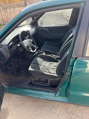 Volkswagen: Volkswagen Passat Variant: 1994 г., 1.8 л, Механика, Бензин, Универсал — 6