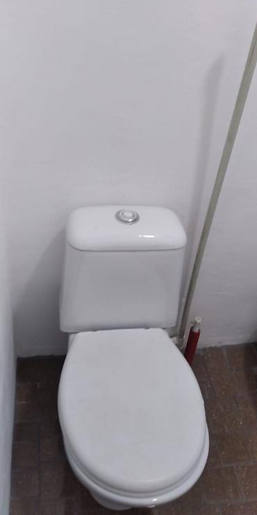 Комнаты: 40 м², Без мебели — 9