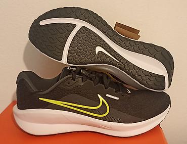 glo hyper: Nike Downshifter 13 patike za trčanje broj 45 cena5490din, - nove — 6