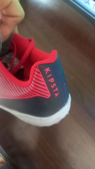 Бутсы: Срочно продаю оригинальные бутцы сороконожки, фирмы Kipsta (Кипста) в — 4