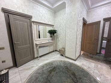 Продажа квартир: 3 комнаты, 127 м², Элитка, 3 этаж — 20