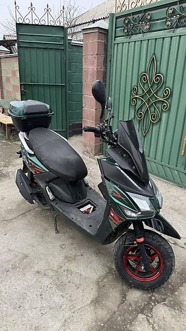 Скутеры: Тип скутера 150 куб. см, Бензин, Б/у — 6