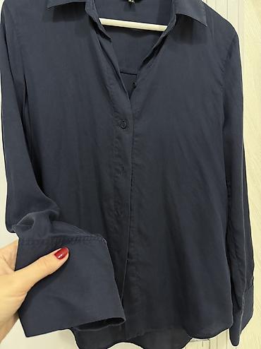 klassik geyim: Massimo Dutti qadın köynəyi - Rəng: tünd göy (navy) - Model: klassik — 2
