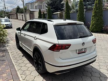 tiguan: Volkswagen Tiguan: 2020 г., 2 л, Бензин, Кроссовер — 9