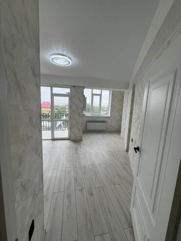 сдаётся квартира в районе пишпек: 2 комнаты, 54 м², Элитка, 3 этаж, Евроремонт