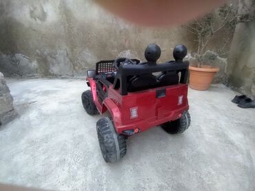 Uşaq üçün elektrik maşınları: 400₼ alınıb Uşaq elektrik maşını – off-road tərzində, qırmızı korpuslu — 6