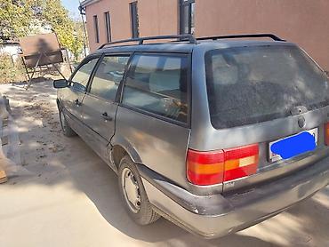 golf car: Volkswagen Passat: 1994 г., Механика, Универсал — 5
