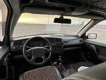 wolksvagen vento: Volkswagen Golf: 1992 г., 1.8 л, Механика, Бензин, Хэтчбэк — 5