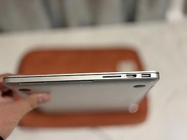 Ноутбуки Apple (MacBook): Apple MacBook Pro 13" Характеристики: - Процессор: 2.5 ГГц Intel Core — 9