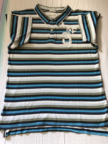 Majice: Polo majca Abercrombie Fitch, odlična. Dužina majce je 67cm napred i — 5
