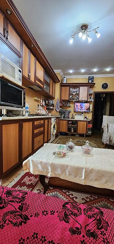 qara qarayev ev: Nərimanov metroya yaxın Azinko binaları 3otaqlı mənzil otaq yoldaşı — 7