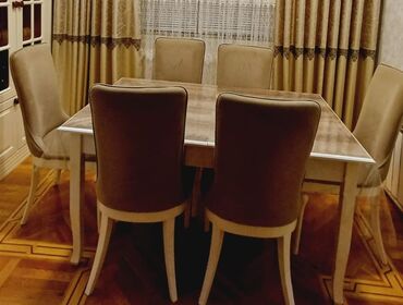 Stullar: Qonaq otağı üçün, İşlənmiş, Kvadrat masa, 6 stul