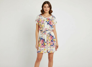 zwiewna sukienka na wesele plus size: Women`s dress, size S