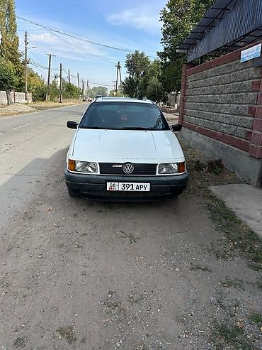 Volkswagen: Volkswagen Passat: 1989 г., 1.8 л, Механика, Бензин, Седан — 3