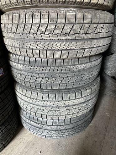 камри 1989: Шины 205 / 65 / R 16, Зима, Б/у, Комплект, Легковые, Япония, Bridgestone