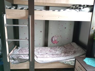 Двухъярусные кровати: Двух яросноя кровать для детей в хорошем состоянии