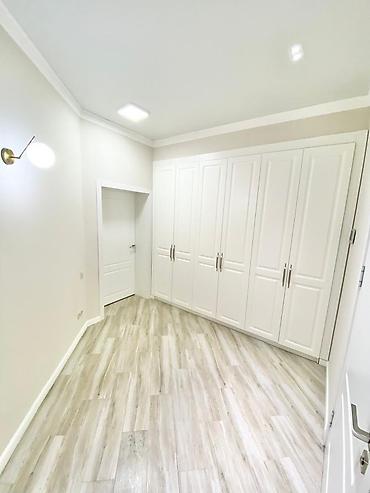 Sale of cottages and houses: Дом | Азия Молл | 6соток | В районе :Азия Молл Площадь Дома:250квМ — 4