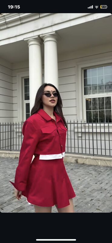 Fiqurlar: ✨ Qırmızı dəst satılır (ətək + üst geyim) ✨ 👗 Dəblidir, çox az