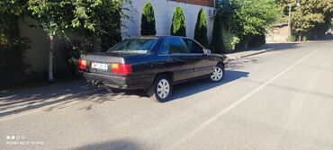 лабавой ауди 100: Audi 100: 1990 г., 2.3 л, Механика, Бензин, Седан