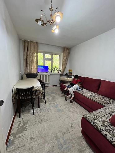 Продажа квартир: 2 комнаты, 42 м², 1 этаж — 8