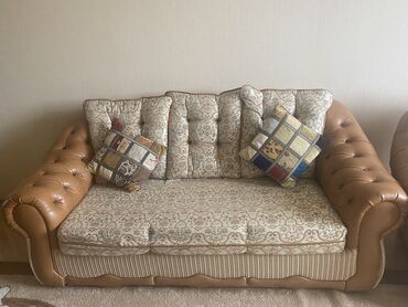 divan yuyan aparat: Divan, İşlənmiş, Açılmayan, Bazasız, Dəri, Çatdırılma yoxdur