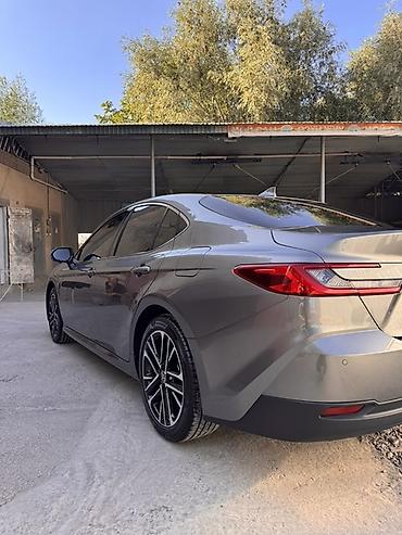 тойота камри 7075: Toyota Camry: 2025 г., 2.5 л, Вариатор, Гибрид, Седан — 4