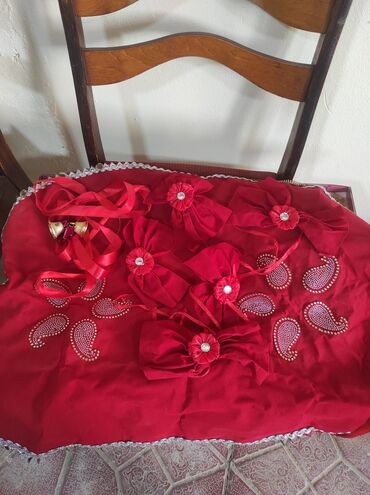 Xonçalar: Xınayaxdı dəsti – “Henna Party” temalı tek---tekde satilir Təsvir: - — 17