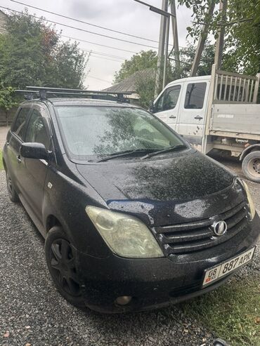 набор инструментов force: Toyota Ist (правый руль), черный хэтчбек. Основные особенности: -