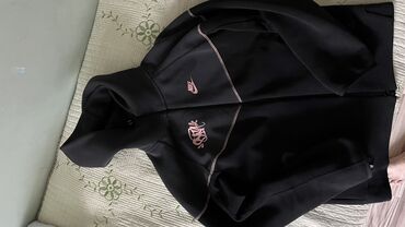 Спортивные костюмы: Мужской спортивный костюм, XL (EU 42), Nike, Б/у, цвет - Черный, Платная доставка, Самовывоз