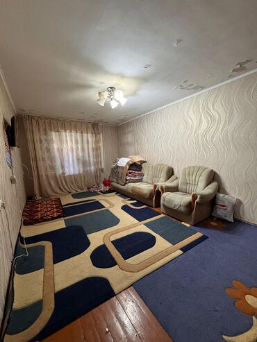 квартира с подселением вефа: 2 комнаты, 59 м², 103 серия, 1 этаж, Старый ремонт