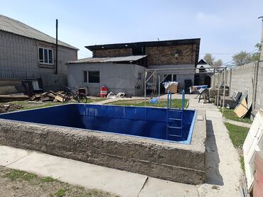 дом с кок жар: Дом, 120 м², 5 комнат, Собственник, Старый ремонт