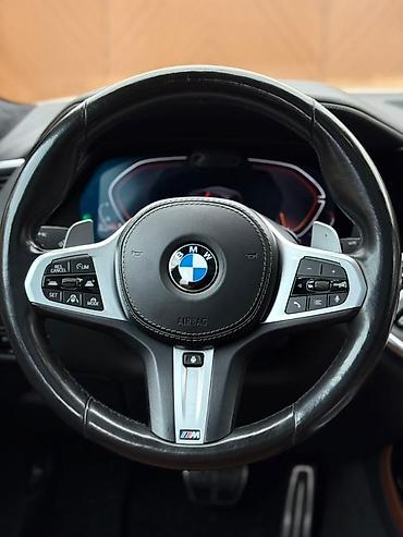 авто в такси: BMW X7: 2021 г., Автомат, Кроссовер — 6