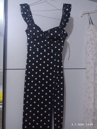 pliš haljine: One size, color - Black, With the straps