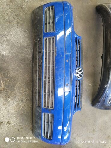 гольф 3 купе: Передний Бампер Volkswagen 2001 г., Б/у, цвет - Синий, Оригинал