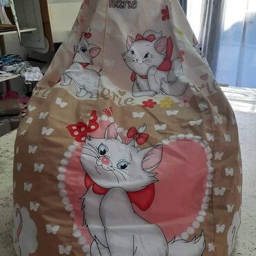 Ostale dečije stvari: LAZY BAG pogadan i za decu koja su sklona alergijama. Materijal — 3