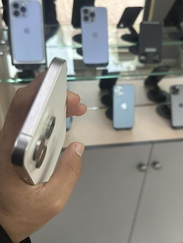 Apple iPhone: IPhone 15 Pro Max, Б/у, 256 ГБ, Белый, Зарядное устройство, Защитное стекло, Чехол, В рассрочку, 87 % — 5