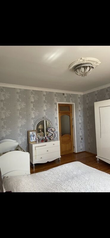 Həyət evləri və villaların satışı: Binəqədi qəs. 6 otaqlı, 300 kv. m, Kredit yoxdur, Yeni təmirli -da lalafo.az — 24 Həyət evləri və villaların satışı: Binəqədi qəs. 6 otaqlı, 300 kv. m, Kredit yoxdur, Yeni təmirli — 24