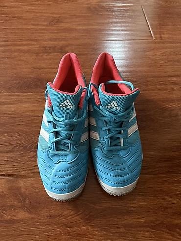 7 1: Футзалки Adidas Sala

Размер - 41 — 3