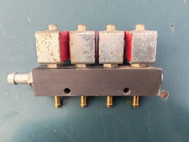 Auto delovi: Dizne za sekvent auto gas (4 cilindra) . Polovno, ocuvano. Skinuto sa na lalafo.rs — 3 Auto delovi: Dizne za sekvent auto gas (4 cilindra) . Polovno, ocuvano. Skinuto sa — 3