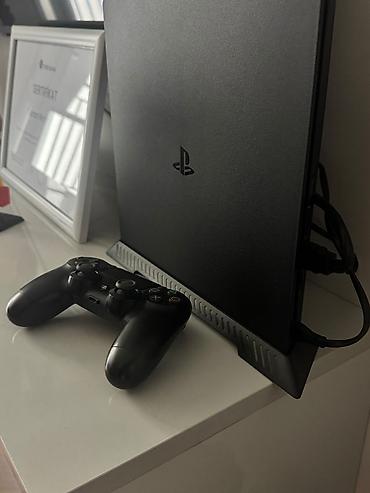 sony playstation 4 oyunları: PlayStation 4 Slim oyun konsolu paketi Xüsusiyyətlər və komplekt: - — 2