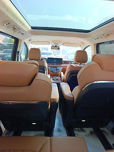 Другие автомобили: Премиум класс Минивэн Hongqi HQ9 📆 Год: 2023 11 🚙 Комплектация — 24