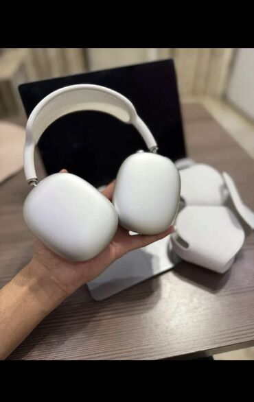 alisa max: Продаю AirPods Max silver original