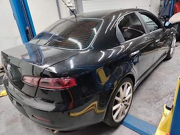 citroen c3 branik: Alfa Romeo 159 zadnji branik kod boje 601. Alfa Romeo 159 zadnji — 1