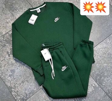 lacoste muski dzemper: Muske trenerke
s,m,l,xl,2xl
3500