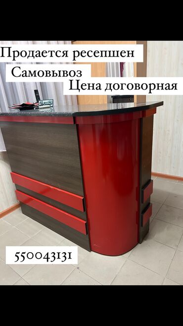 оборудование для бутиков: Шкафы для салонов